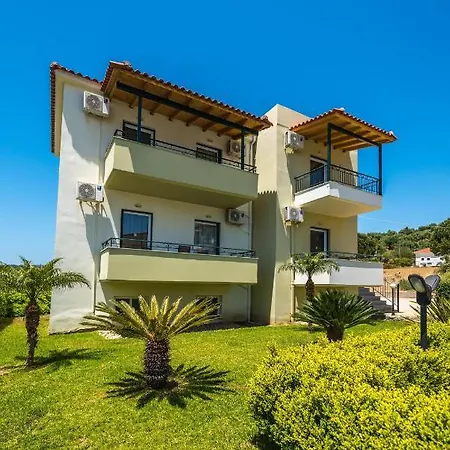 Fotis
